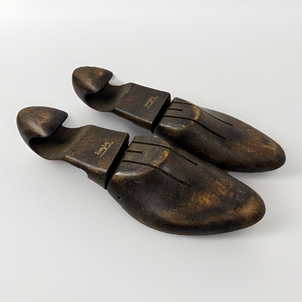 Vintage FootJoy Wooden Shoe Tree Pair 8D Field & Flint Co Mahogany